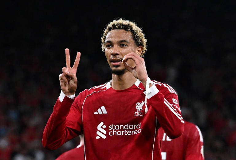 亚历山大 亚历山大