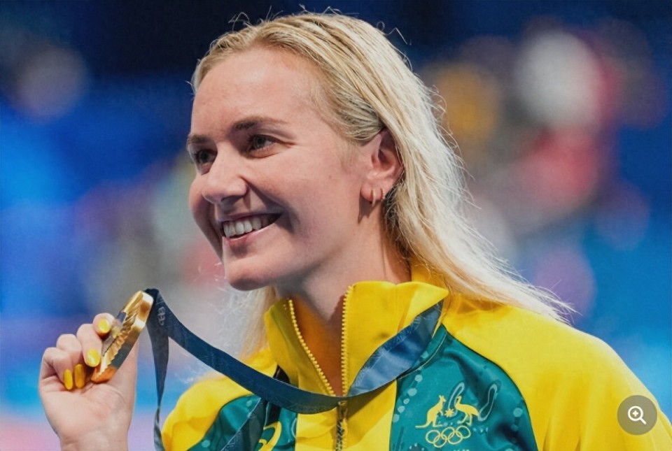 米自由泳决, 的世界纪录, 军阿里亚妮