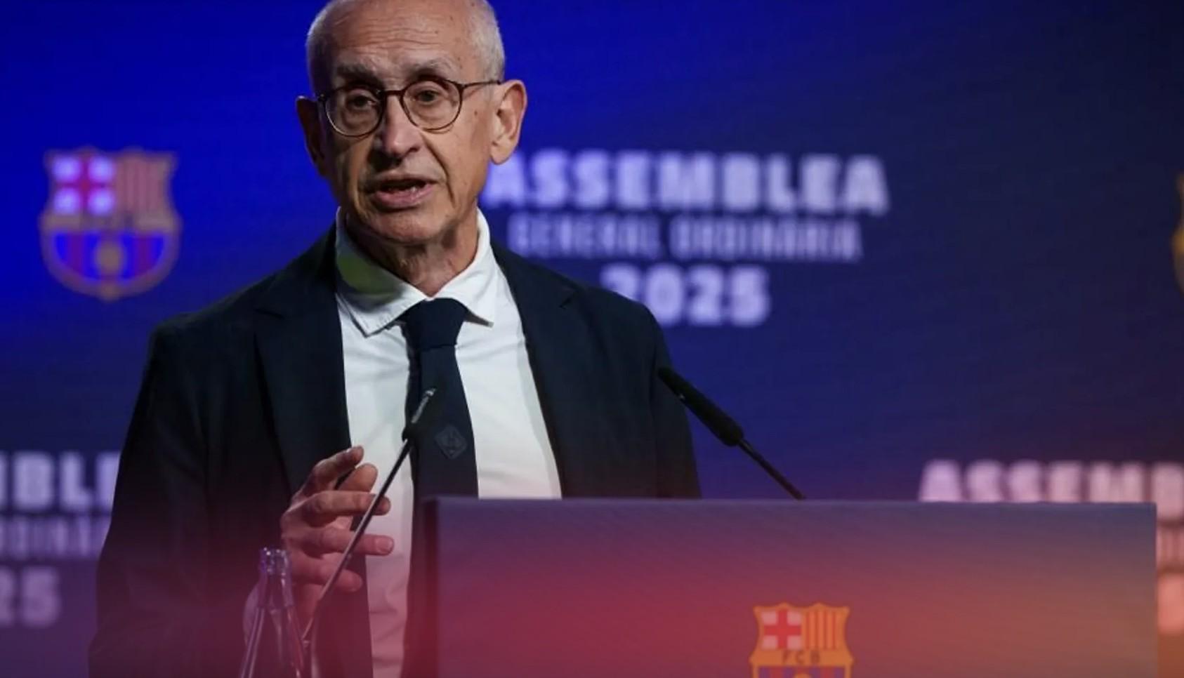 au, 年相比 au, 年相比